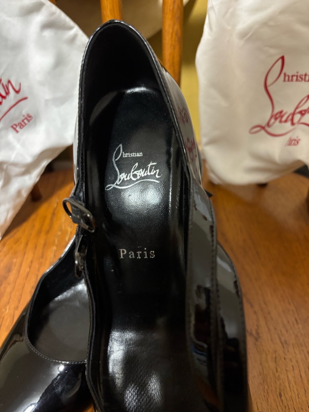 Christian Louboutin Black Patent Mary Jane Pumps with Red Sole - Picture 4 of 7